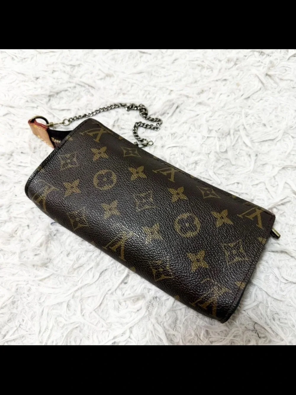 Louis Vuitton Monogram Mini Chain Wallet in Brown
